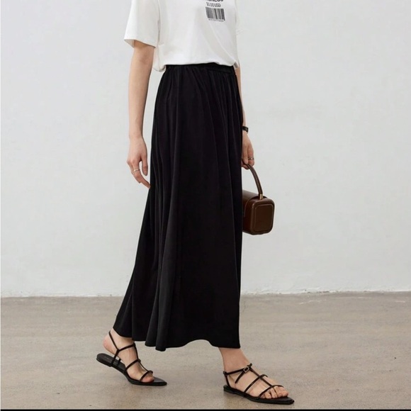 3/$45 Black Maxi Skirt - Picture 1 of 5